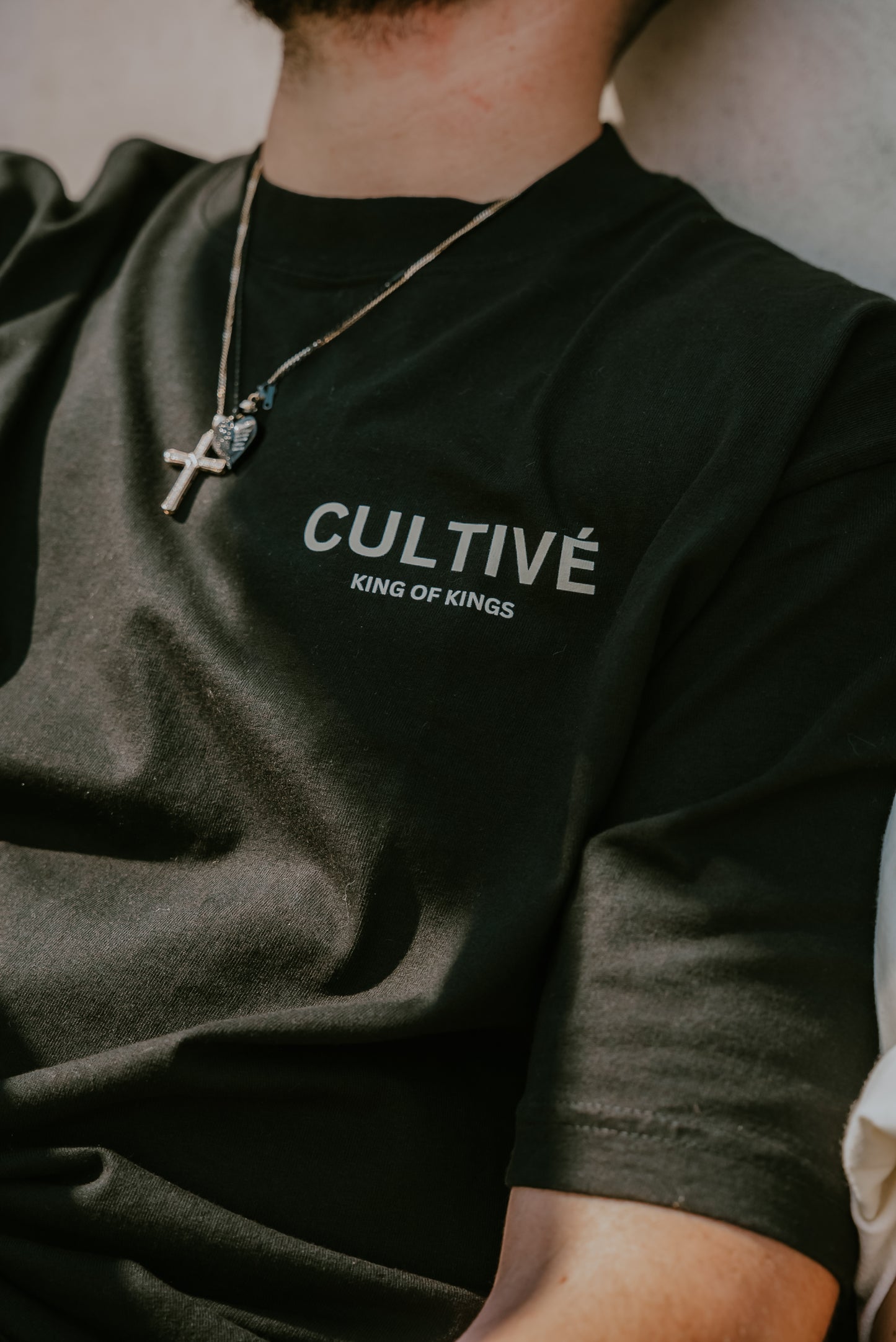 KINGDOM T-SHIRT BLACK