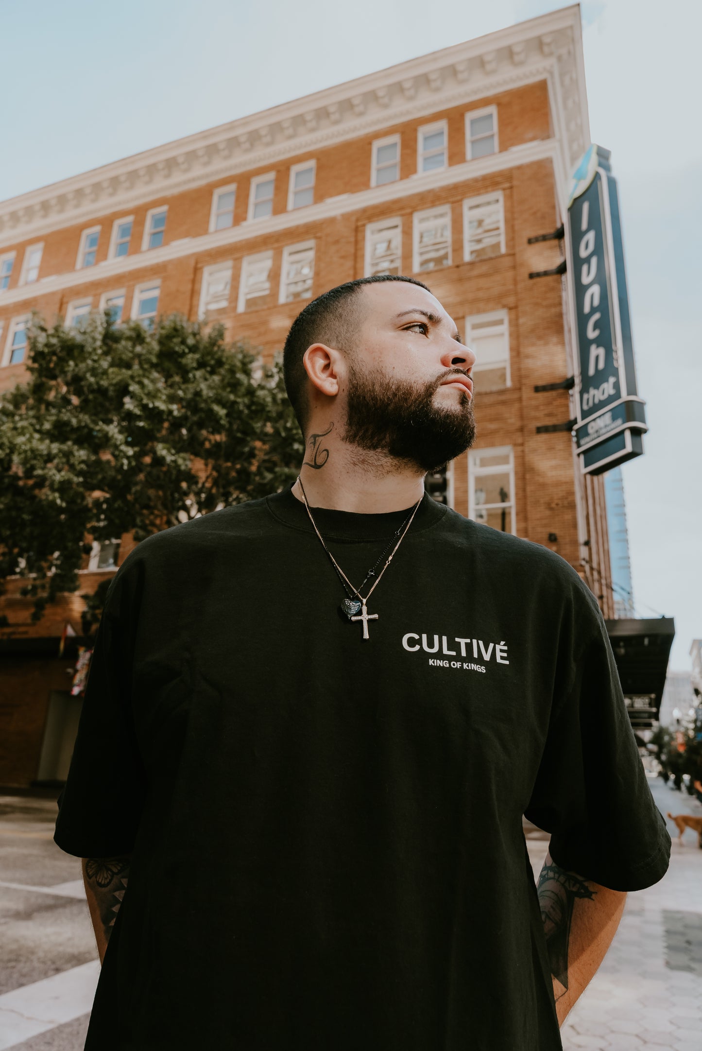 KINGDOM T-SHIRT BLACK