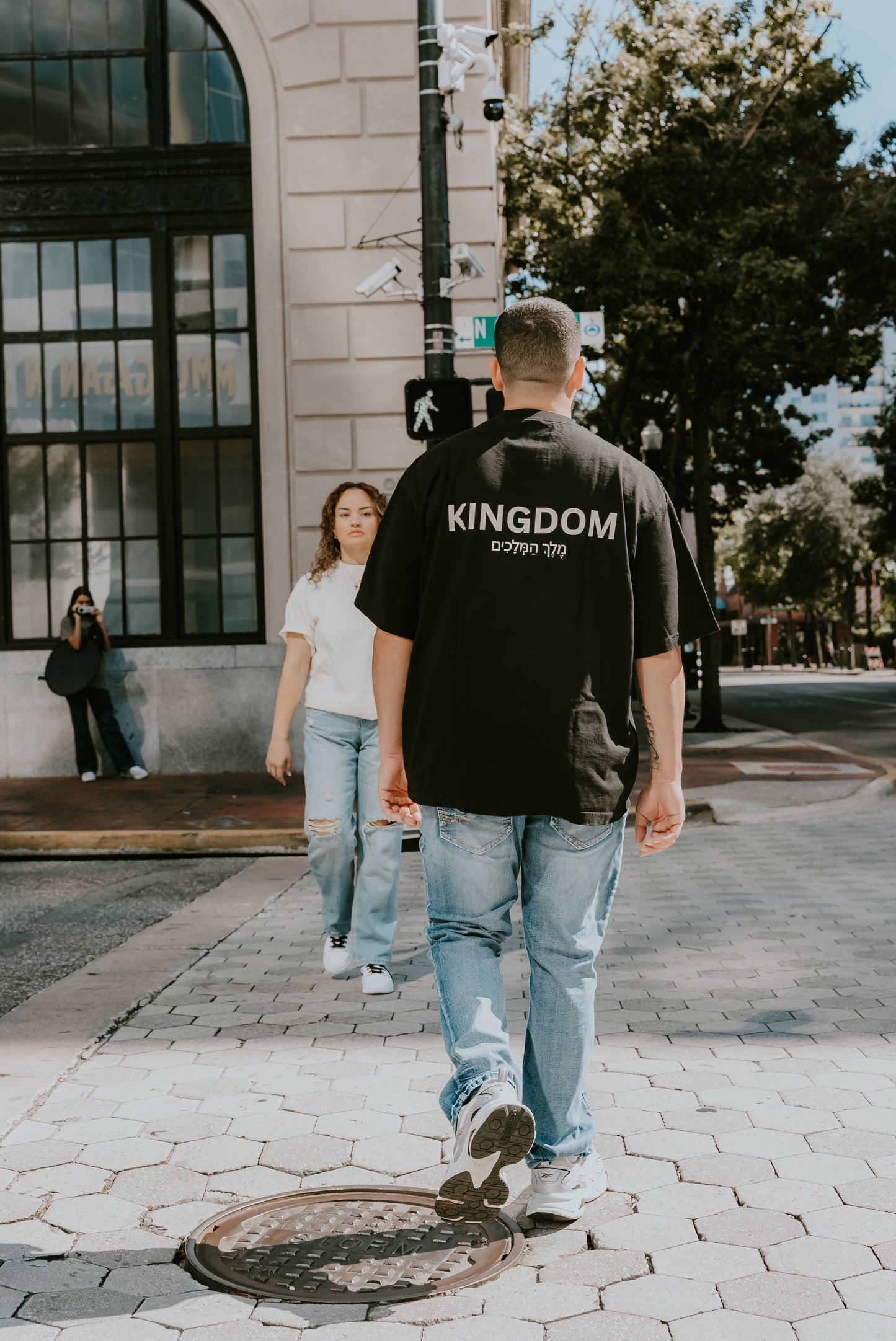 KINGDOM T-SHIRT BLACK